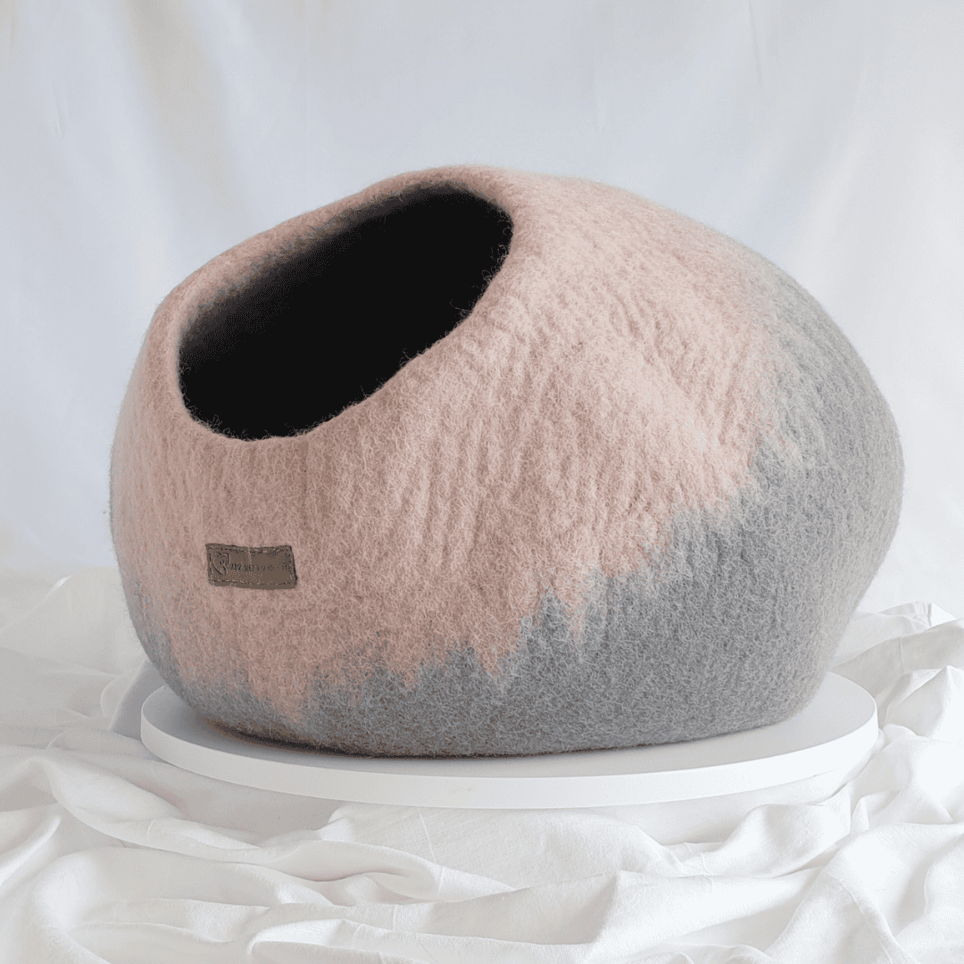 Handmade 100% Pure Merino Wool Calming Cat Cave Bed Pink Grey